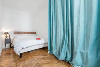 We - Tour Eiffel 75007 Apartment