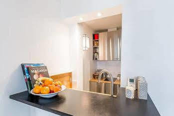 We - Tour Eiffel 75007 Apartment